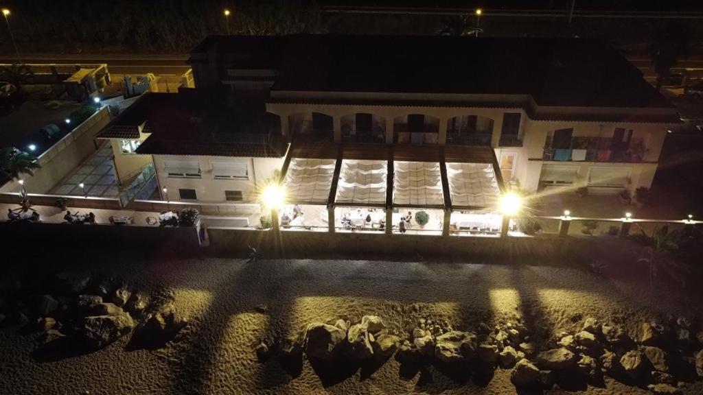 Hotel Ristorante La Lampara Джицерия Екстериор снимка