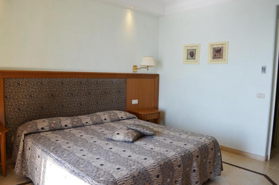 Hotel Ristorante La Lampara Джицерия Екстериор снимка