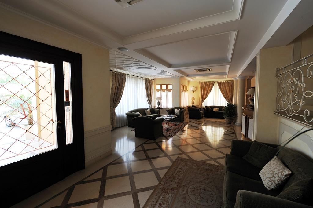 Hotel Ristorante La Lampara Джицерия Екстериор снимка